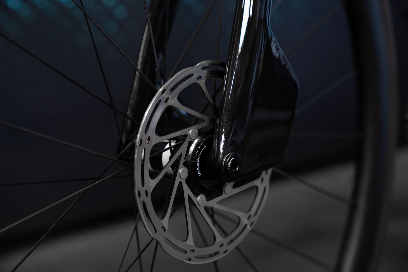 Mercedes-AMG PETRONAS F1® Equipo V12 Edición de carretera